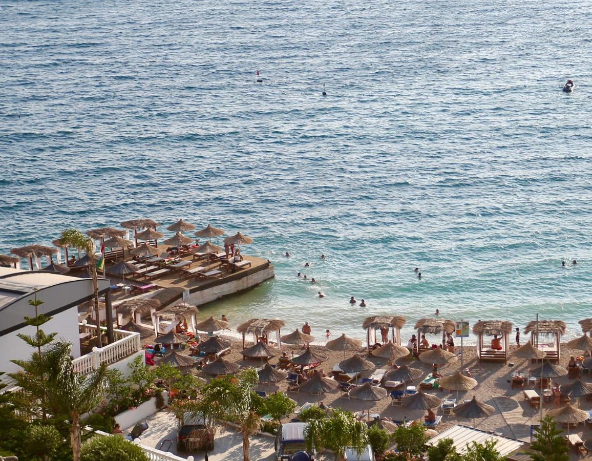 Luxury * Sarandë