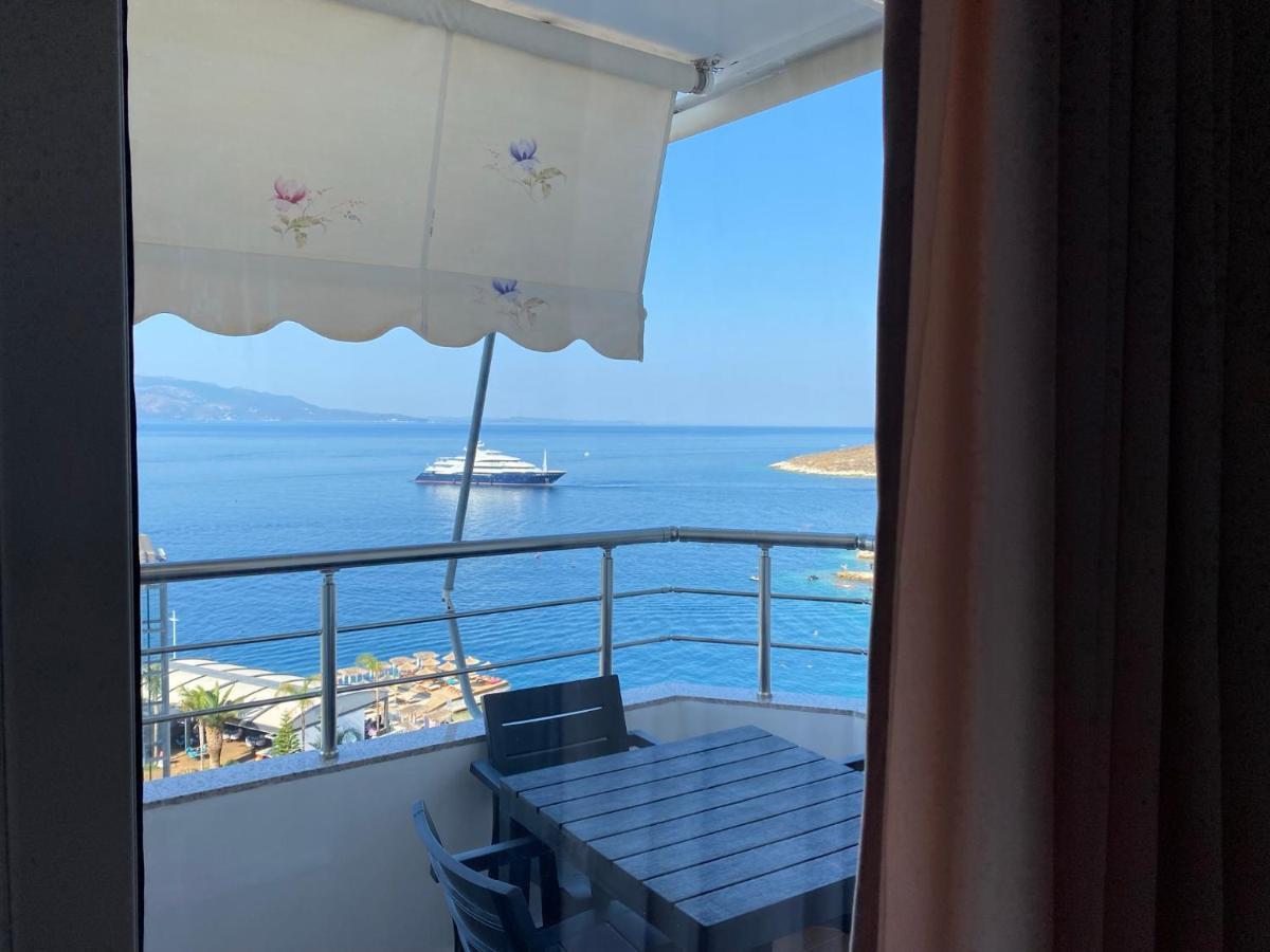 Luxury * Sarandë